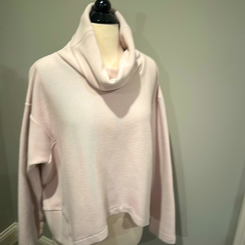 Varley Pink Sweatshirt